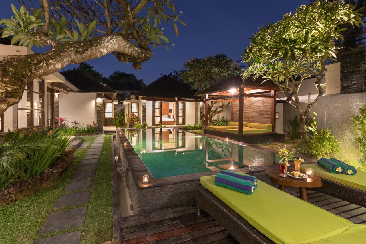 Villa Litera Seminyak Esterno foto