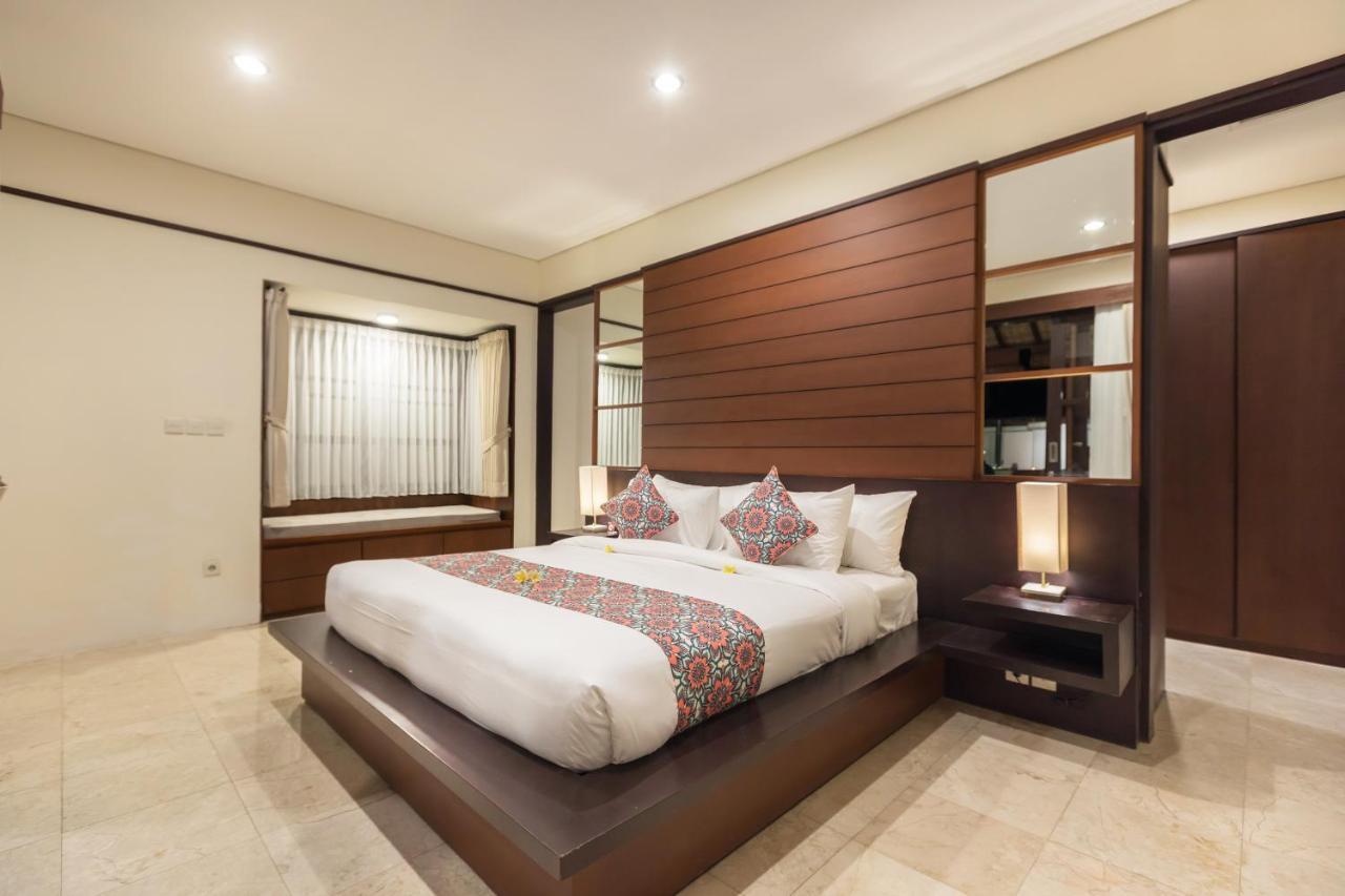 Villa Litera Seminyak Esterno foto