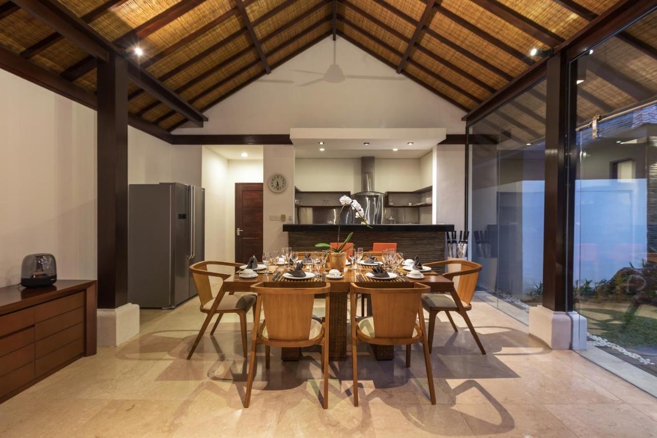 Villa Litera Seminyak Esterno foto