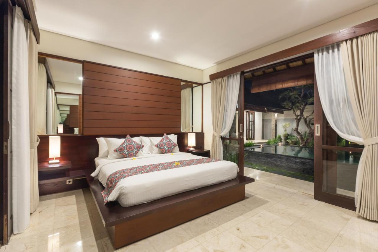 Villa Litera Seminyak Esterno foto