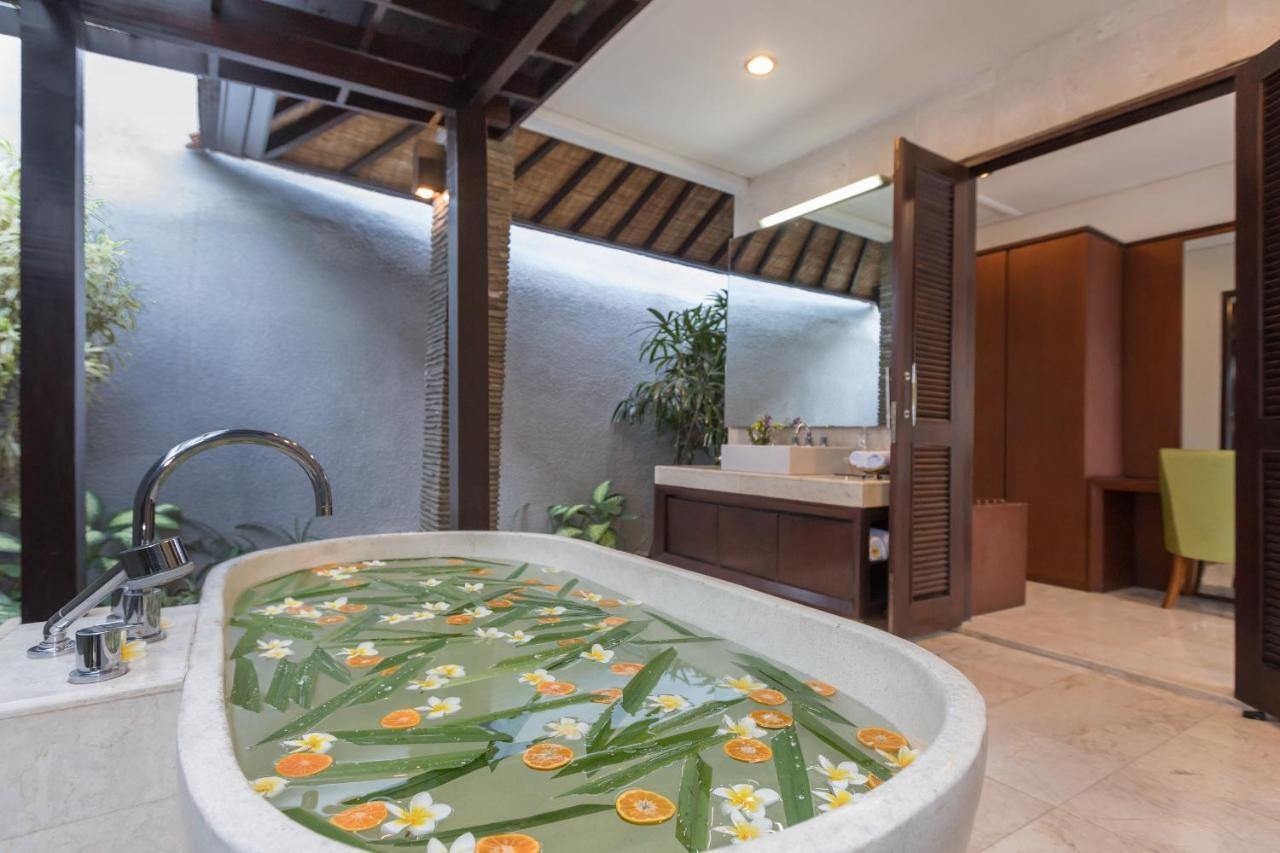 Villa Litera Seminyak Esterno foto