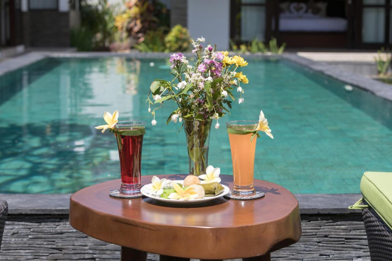 Villa Litera Seminyak Esterno foto