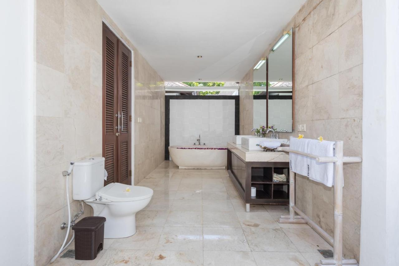 Villa Litera Seminyak Esterno foto