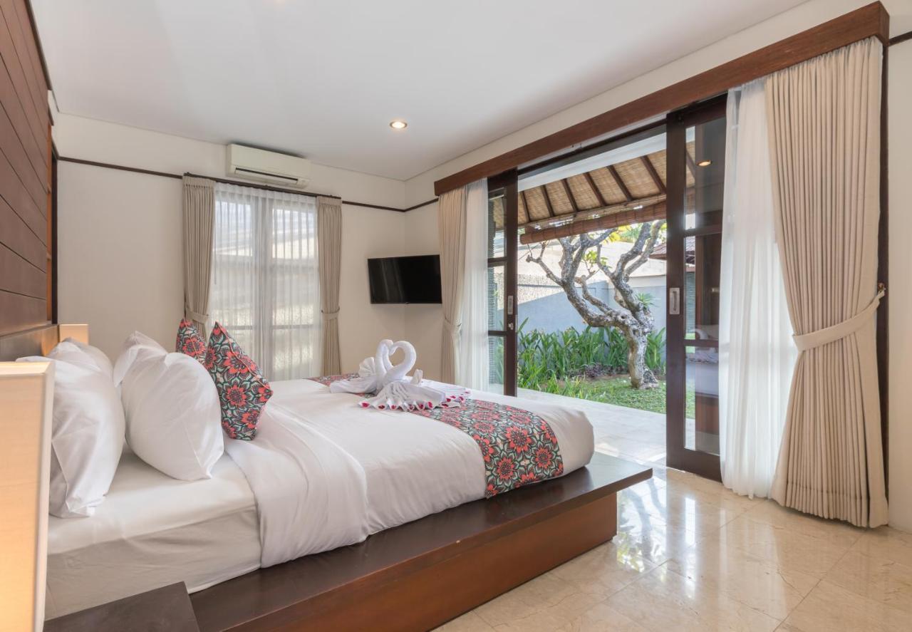 Villa Litera Seminyak Esterno foto