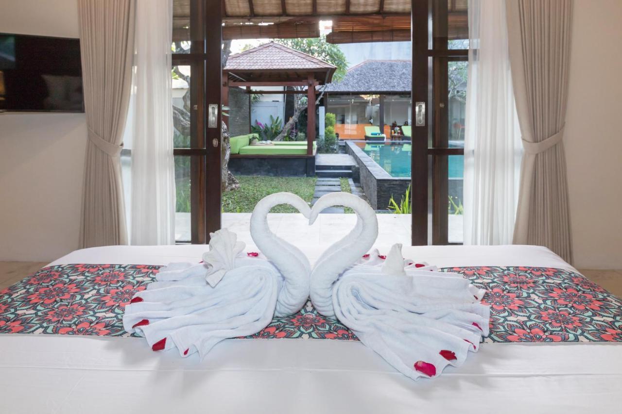 Villa Litera Seminyak Esterno foto